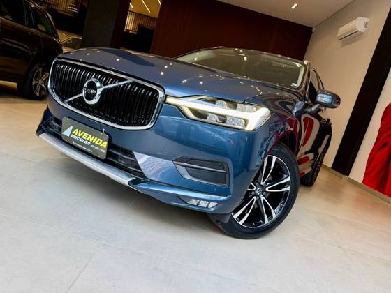 VOLVO XC60 2.0 D5 DIESEL MOMENTUM AWD GEARTRONIC VOLVO XC60 2.0 D5 DIESEL MOMENTUM AWD GEARTRONIC